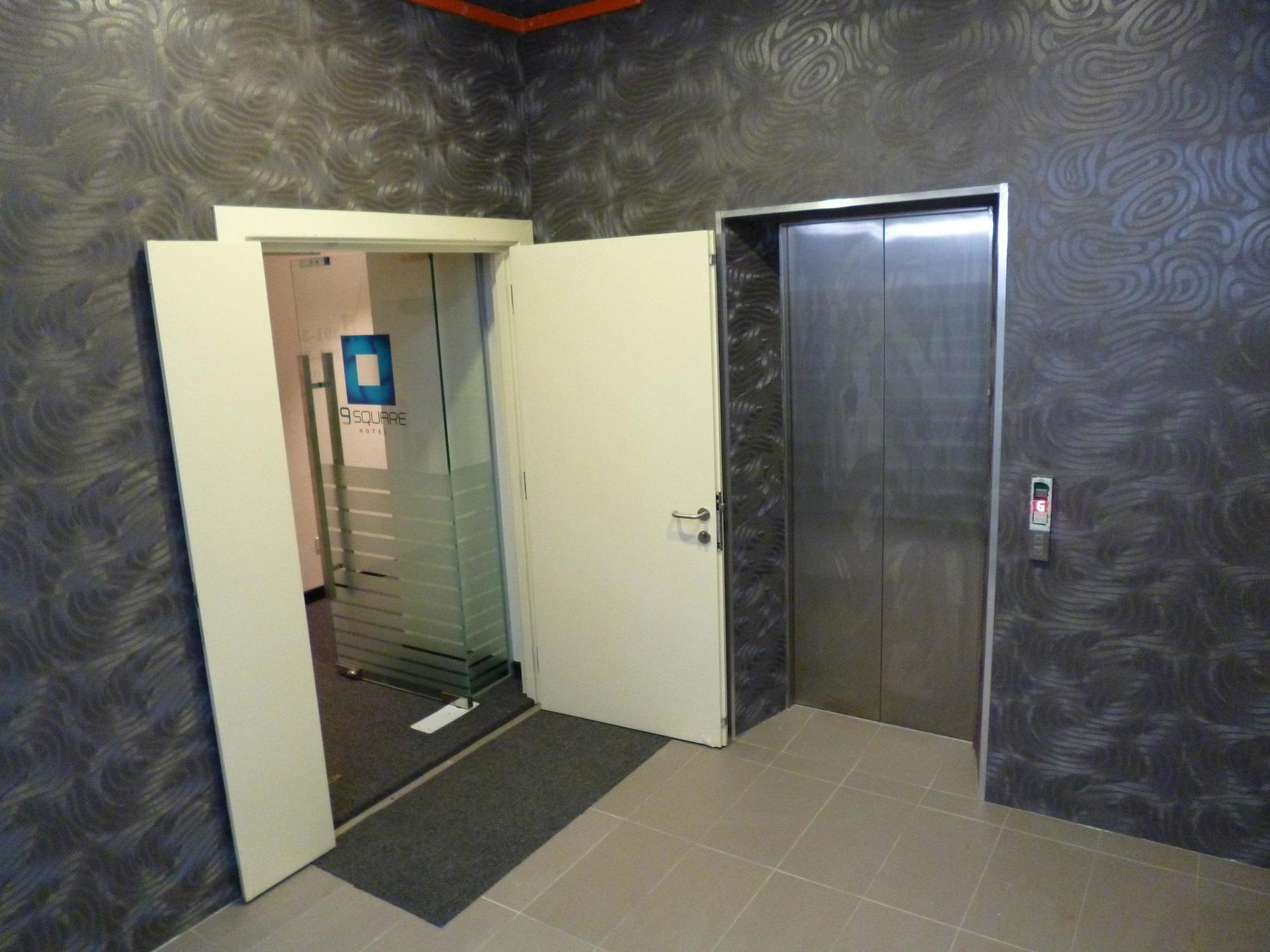 9 Square Hotel - Bangi Buitenkant foto