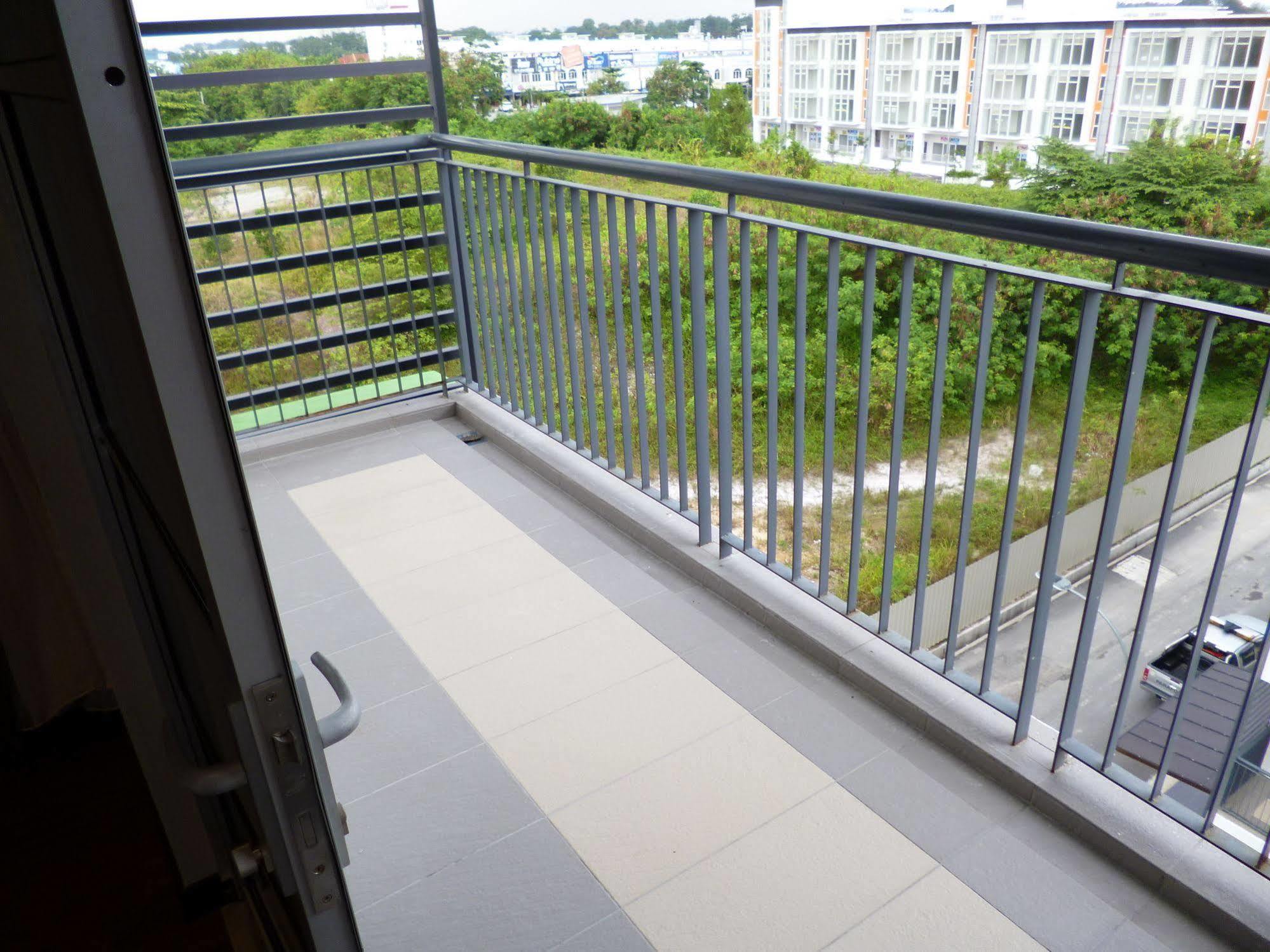 9 Square Hotel - Bangi Buitenkant foto
